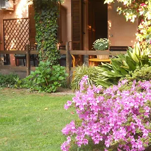 3* לינה וארוחת בוקר Il Cortile Malpensa